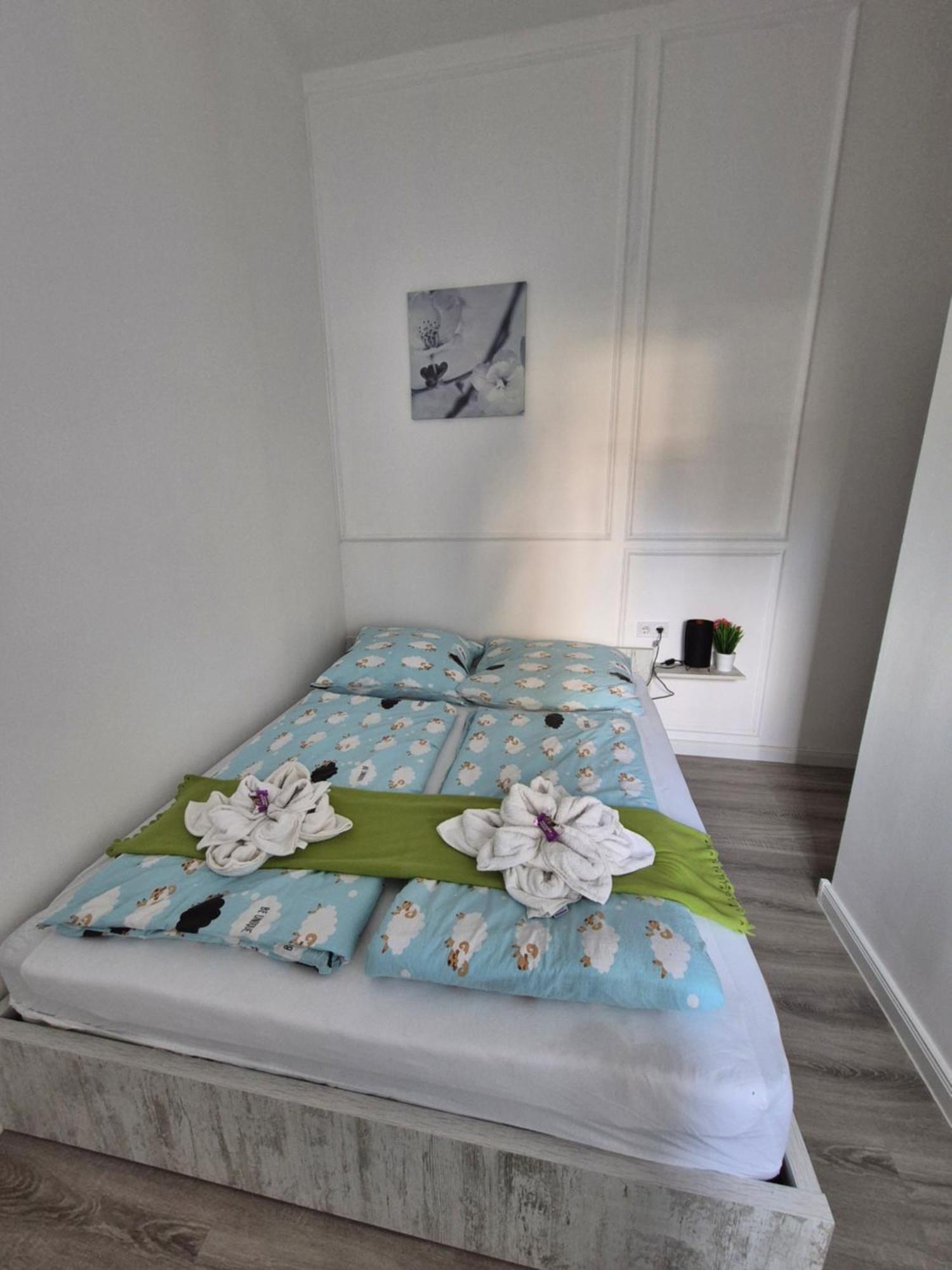 Damjanich 51- Lovely 3Bedroom Apartment Budapeste Exterior foto